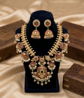 Raysha kemp necklace set