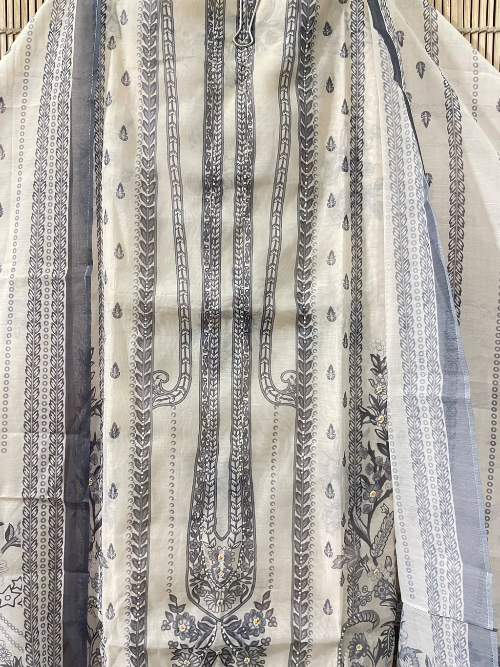 Elegant Ivory & Grey Floral Printed Suit Set | Unstitched Suit Fabric
