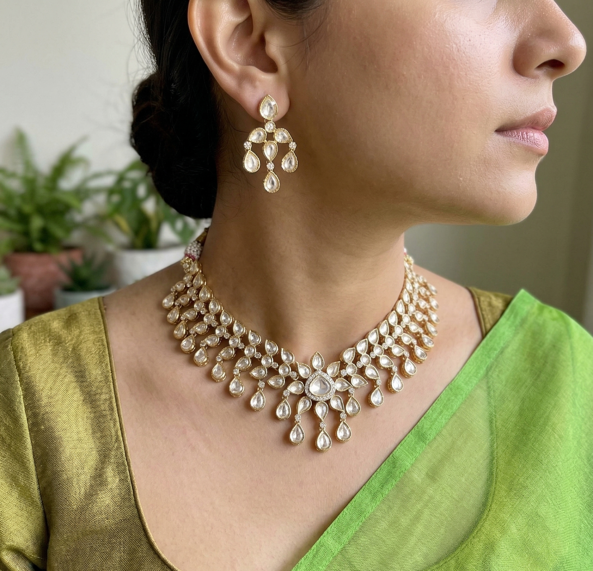 Pushpa semi bridal polki necklace