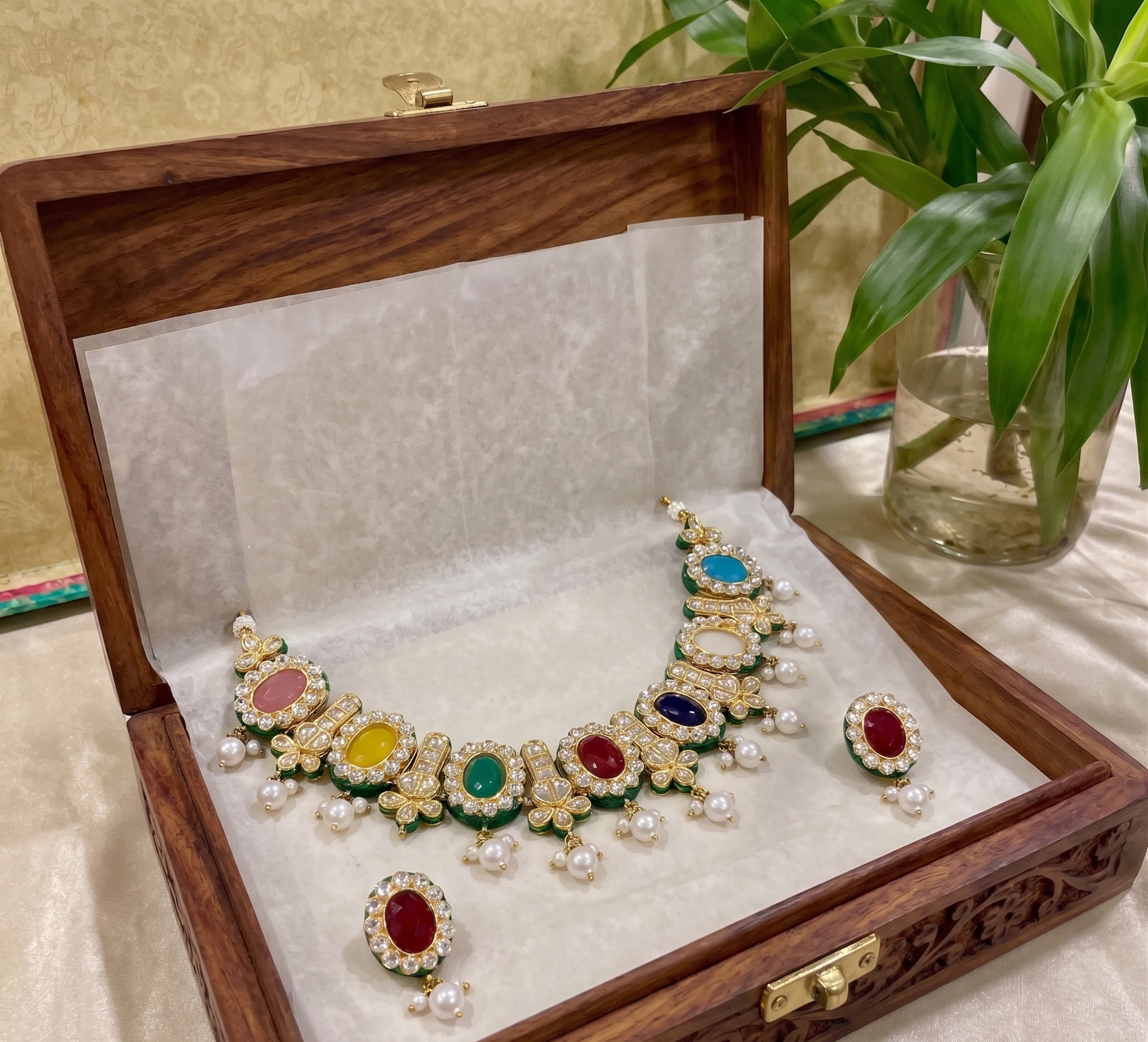 Saloni Navratna necklace set