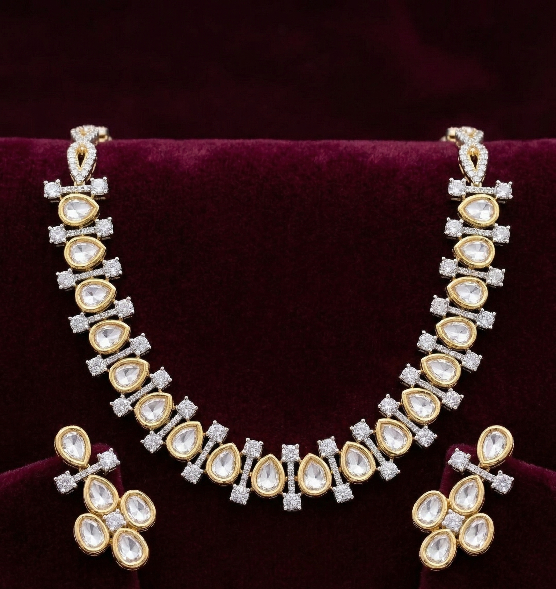Tatvam mossanite necklace set