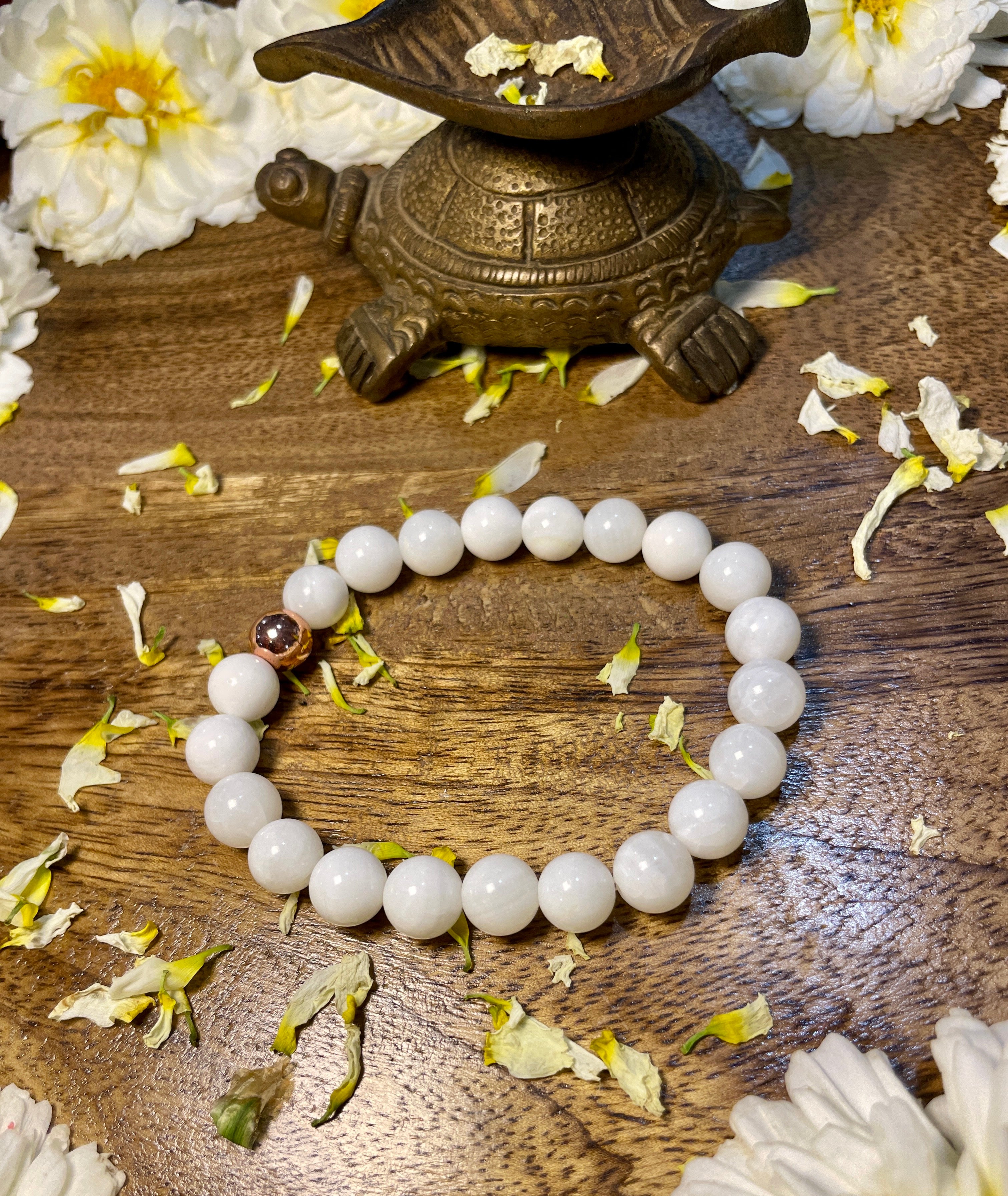 Mother of Pearl crystal bracelet