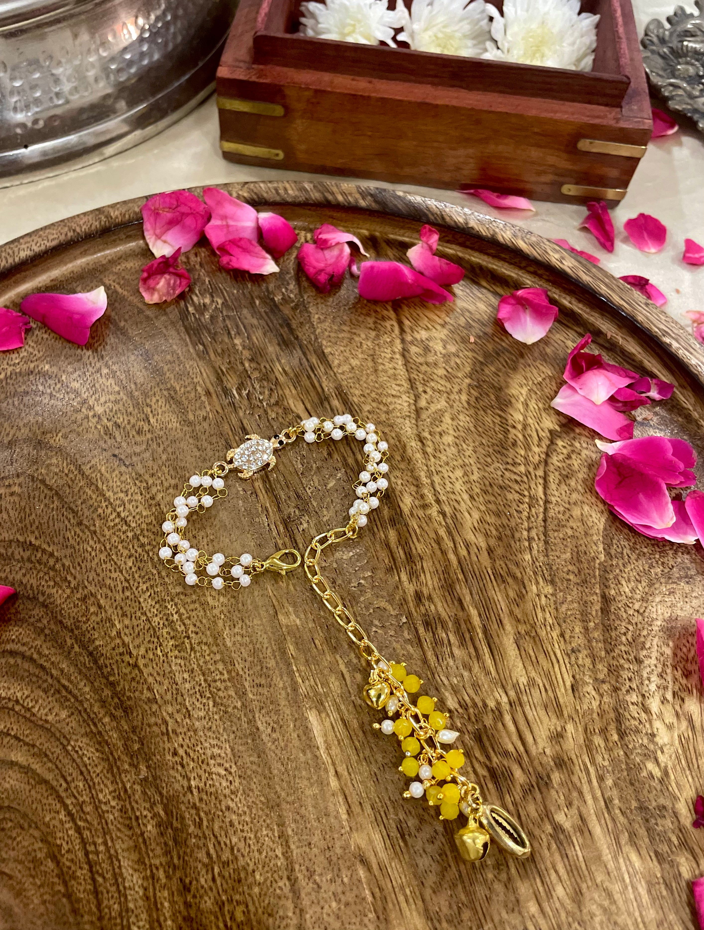 Lumba rakhi bracelet for bhabhi- shell (kauri) bracelet