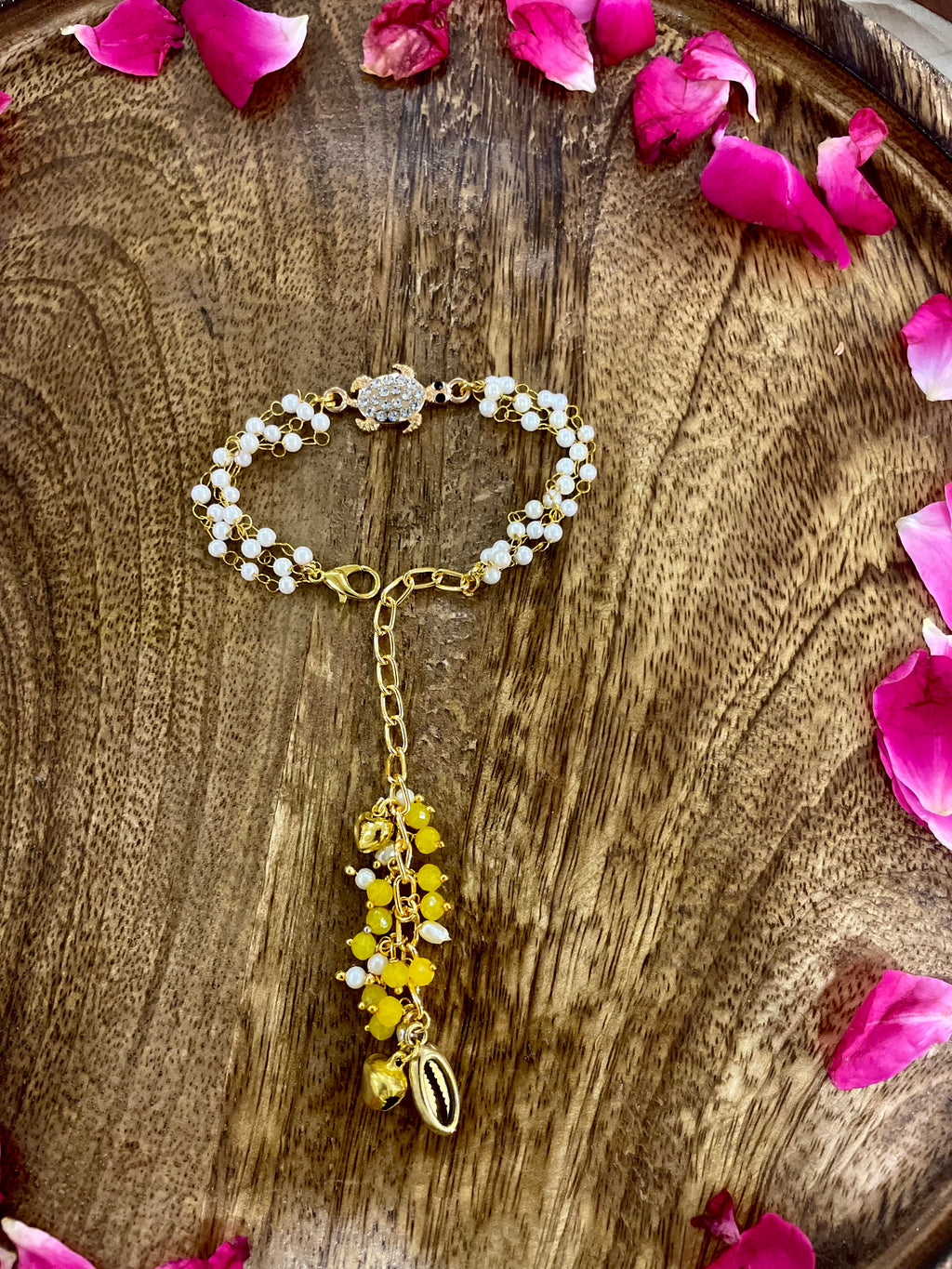 Lumba rakhi bracelet for bhabhi- shell (kauri) bracelet
