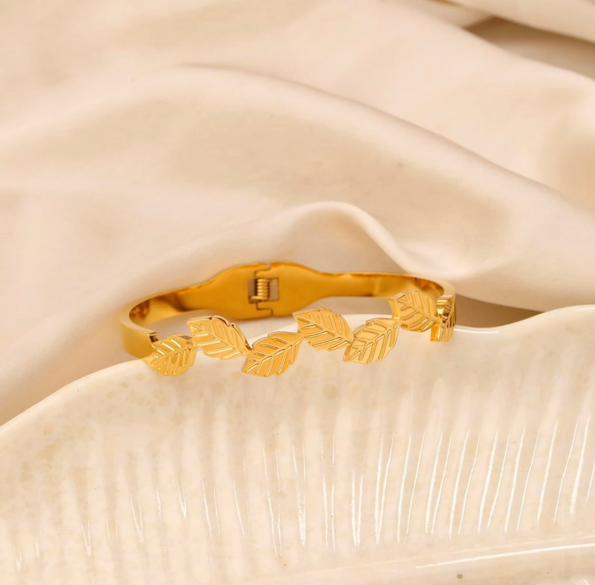 Kavya anti tarnish leaf bracelet for women and girls