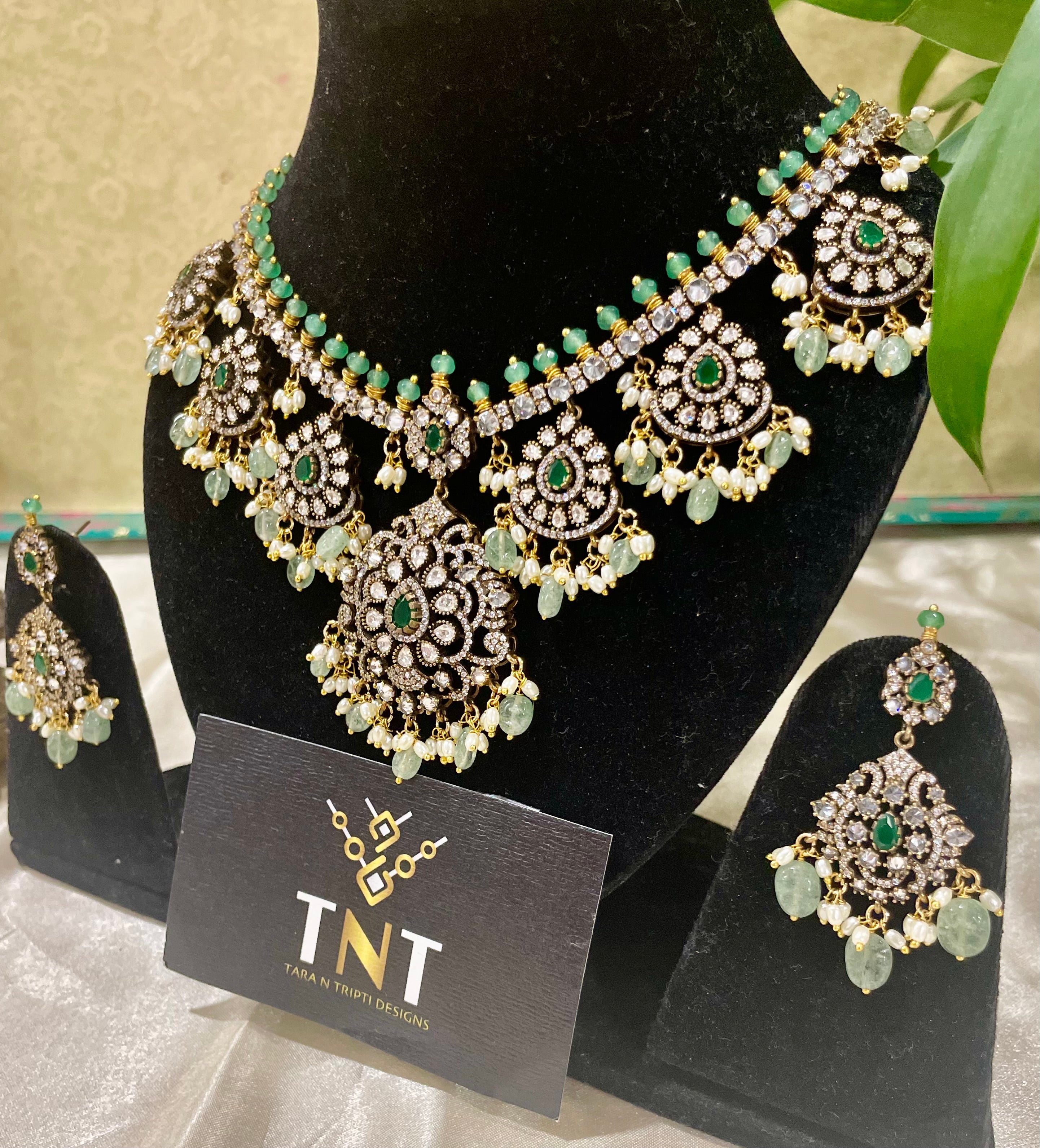 Sana American Diamond necklace set