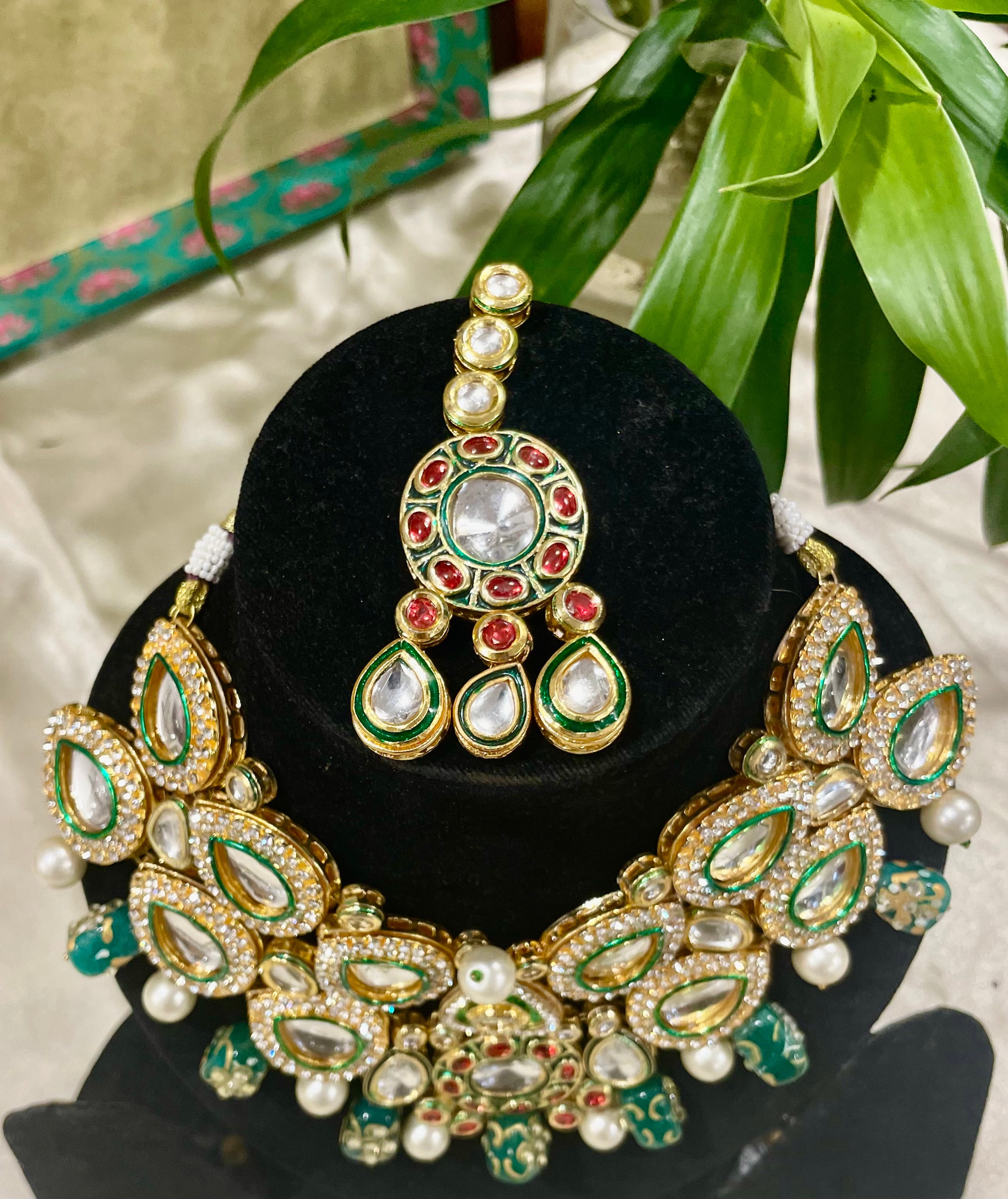 Mohini kundan bridal set