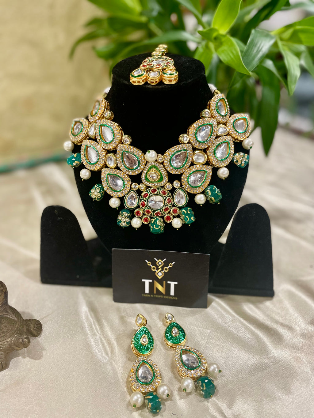 Mohini kundan bridal set