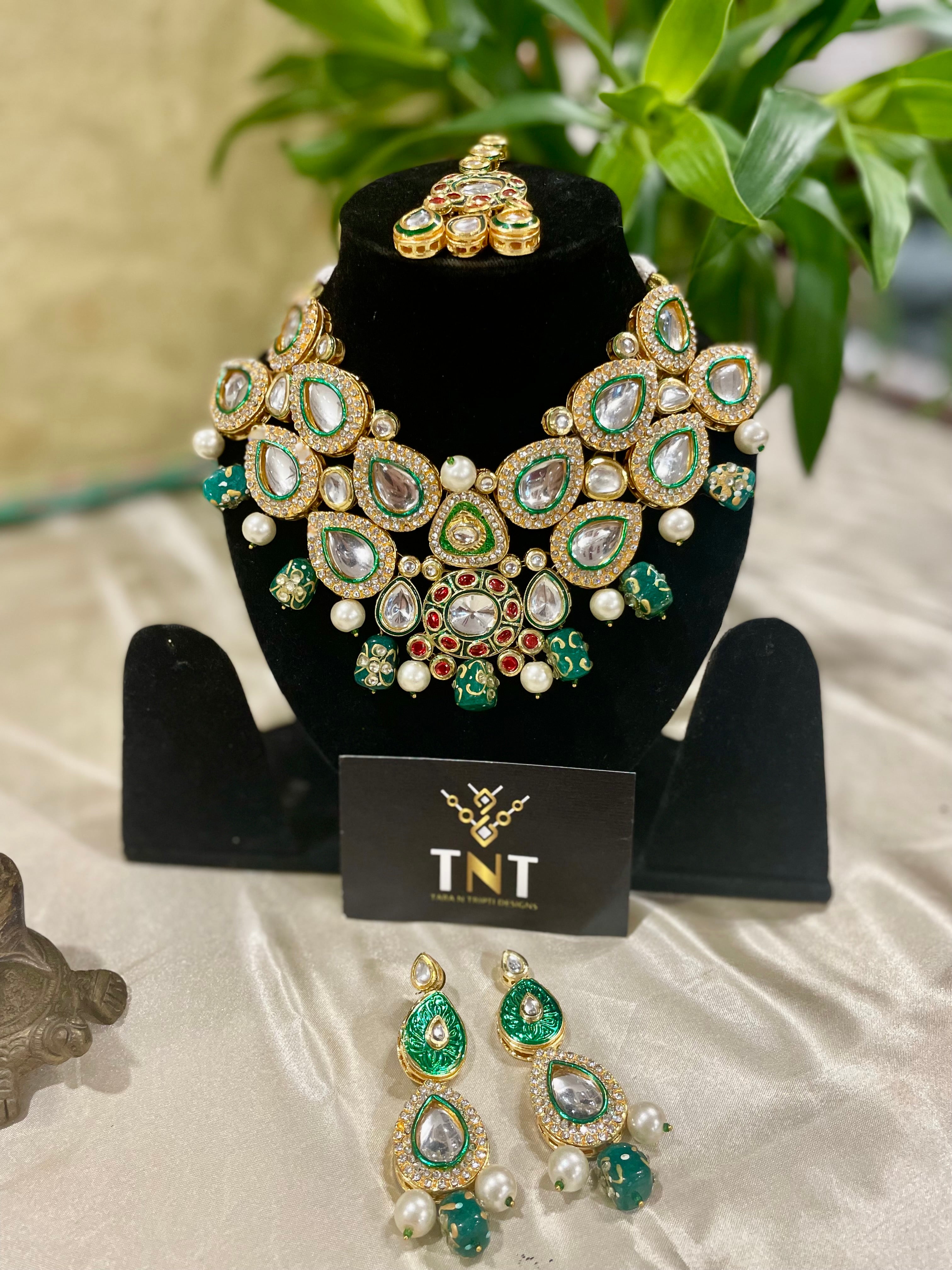 Mohini kundan bridal set