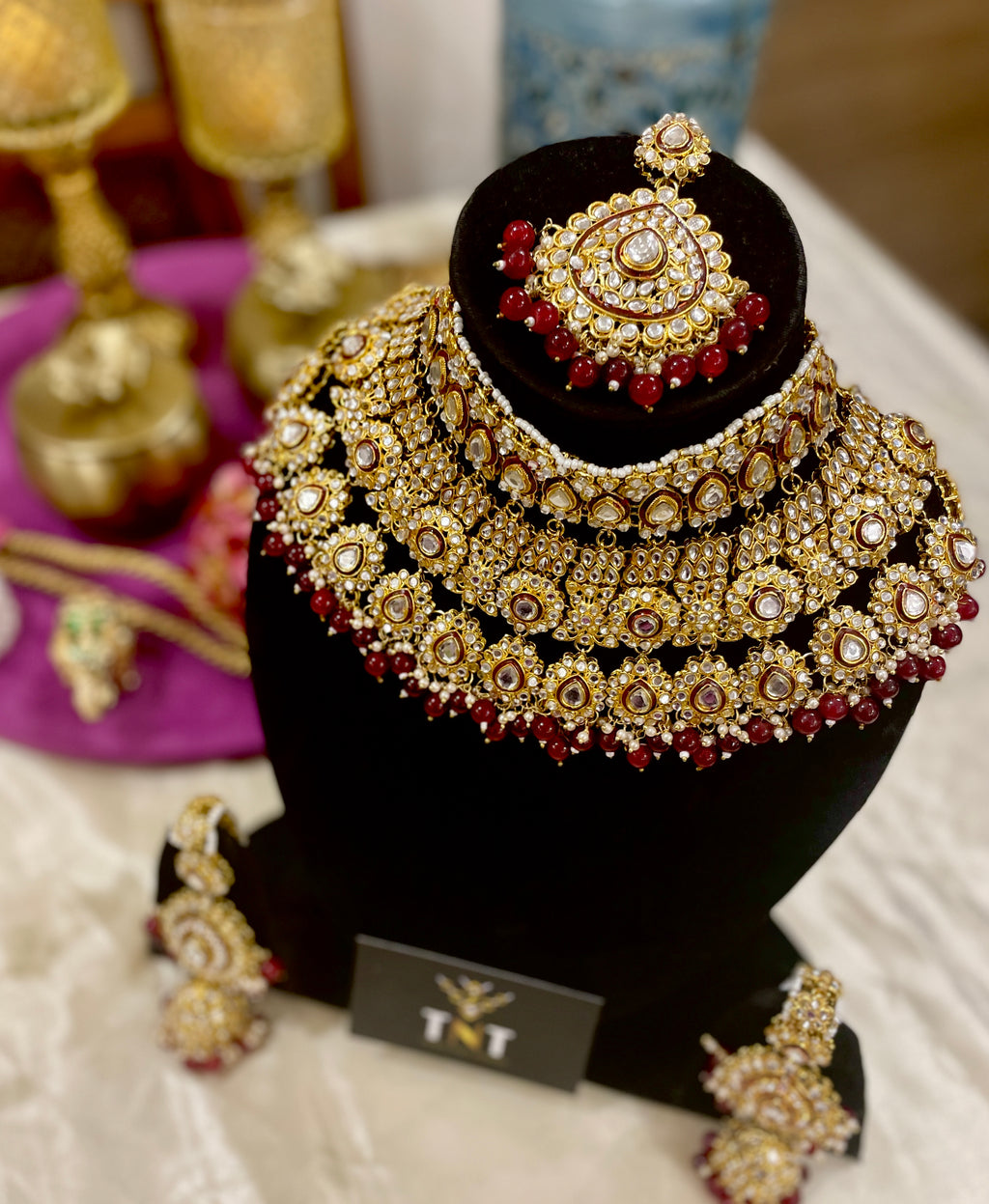 Lalita bridal set with red beads