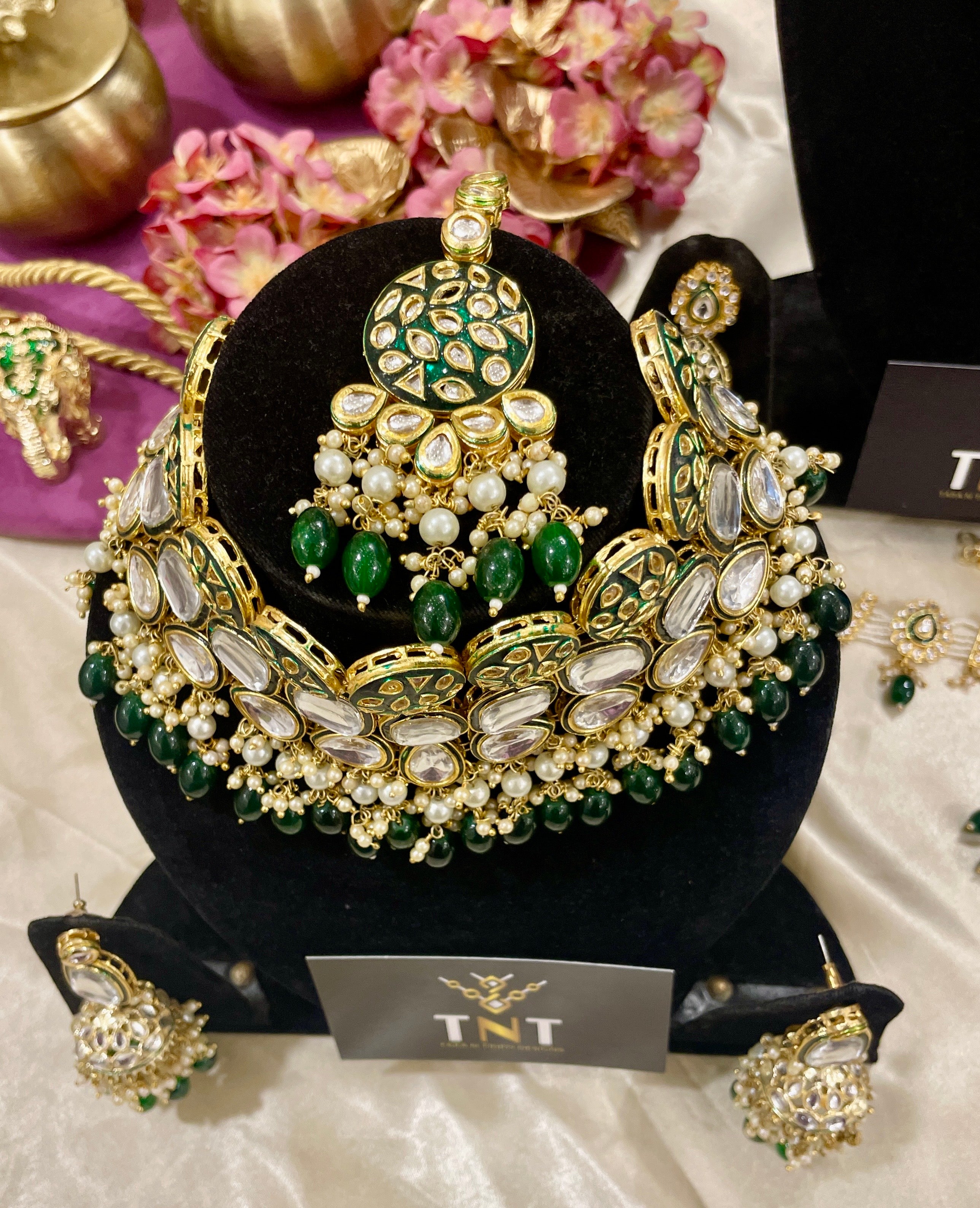 Ravina kundan semi bridal choker necklace set