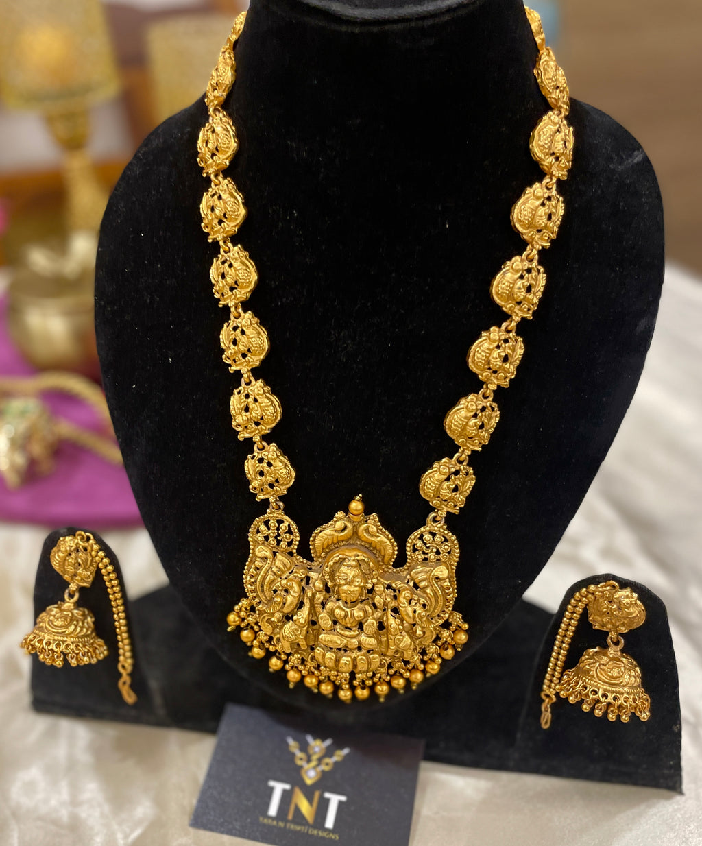 Siddheshwari long temple necklace set