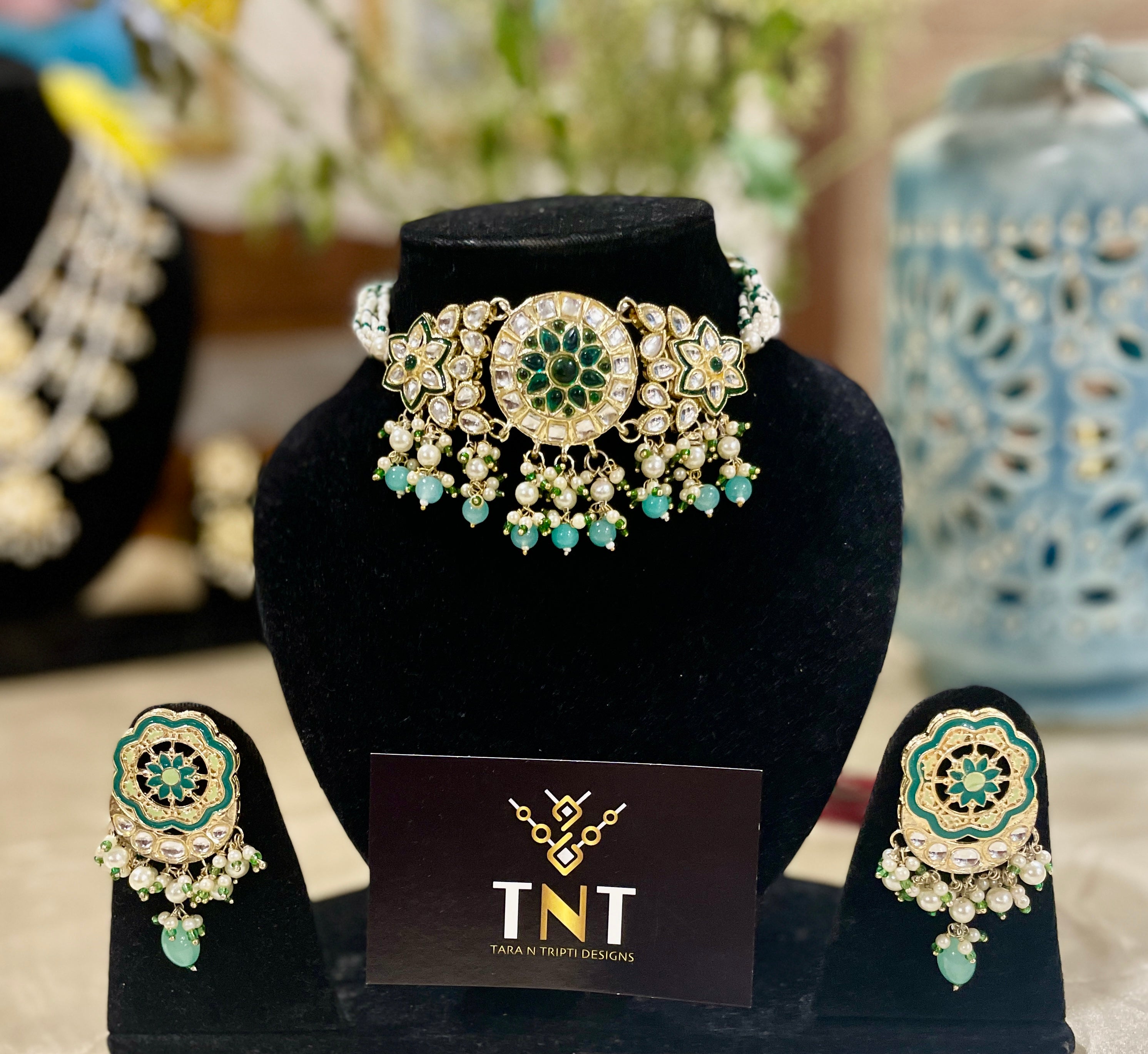 Siya kundan choker set with white and green beads